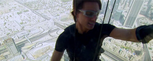 Tom Cruise scala il Burj Khalifa