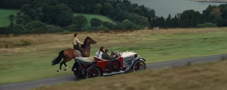 Clip 'Joey e Albert gareggiano in auto' - War Horse