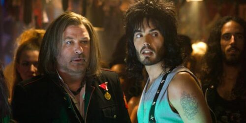 Alec Baldwin con Russell Brand in Rock of Ages