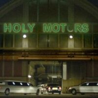 Recensione: Holy Motors