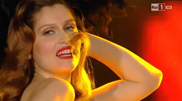 Sanremo 2014: Laetitia Casta con Fabio Fazio in Polvere di stelle