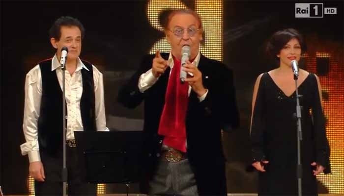 Sanremo 2014: Renzo Arbore in Comme facette mammeta