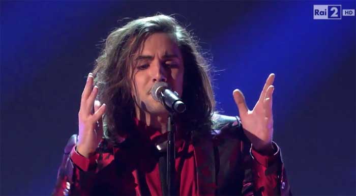 The Voice 2014, Finale: Tommaso Pini canta 'La perfezione non c'è'