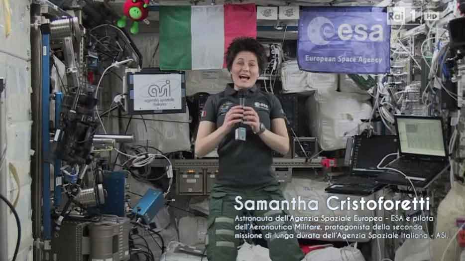 Sanremo 2015: Samantha Cristoforetti - 3a serata