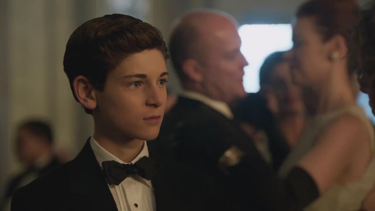 Gotham - 1x20 Under the Knife - Clip What Happened Last Night