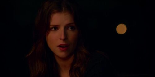 Pitch Perfect 2 – Clip Le Barden Bellas cantano Cups intorno al fuoco