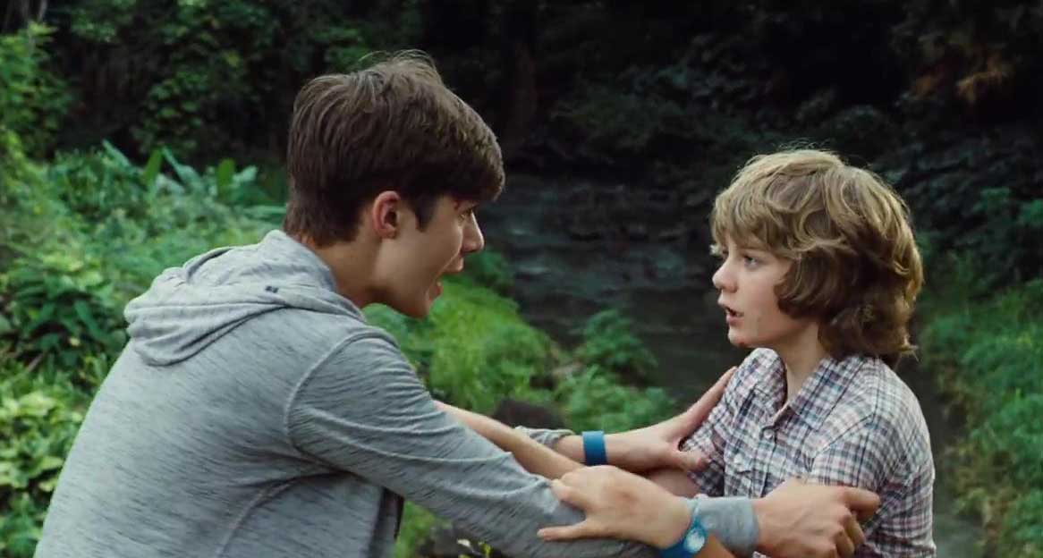 Jurassic World - Clip I bambini corrono