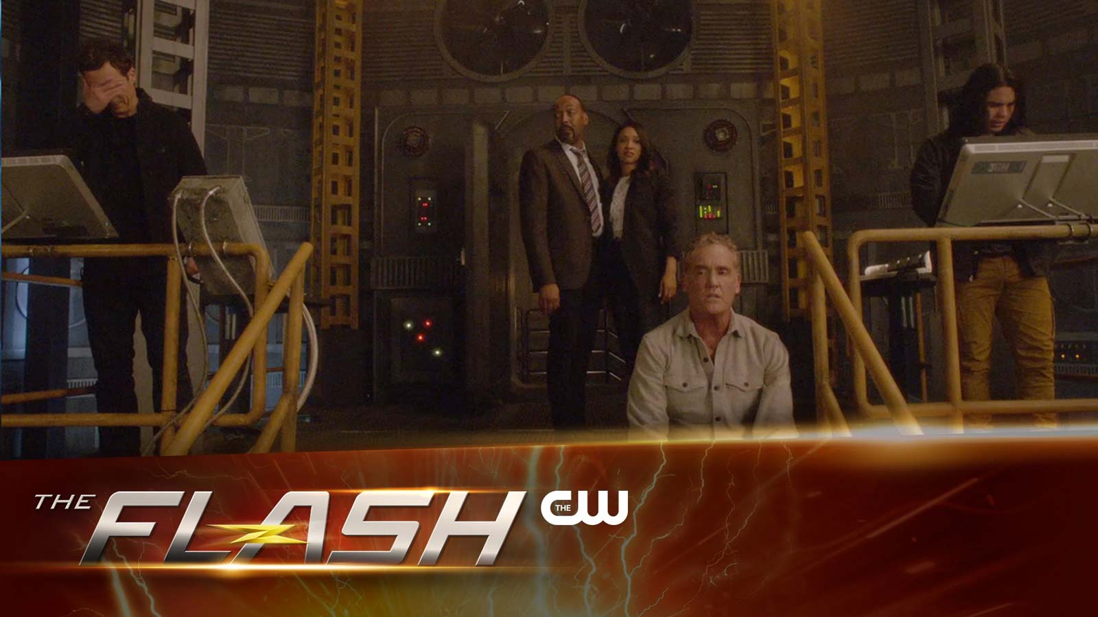 The Flash 2.21 - The Runaway Dinosaur - Clip