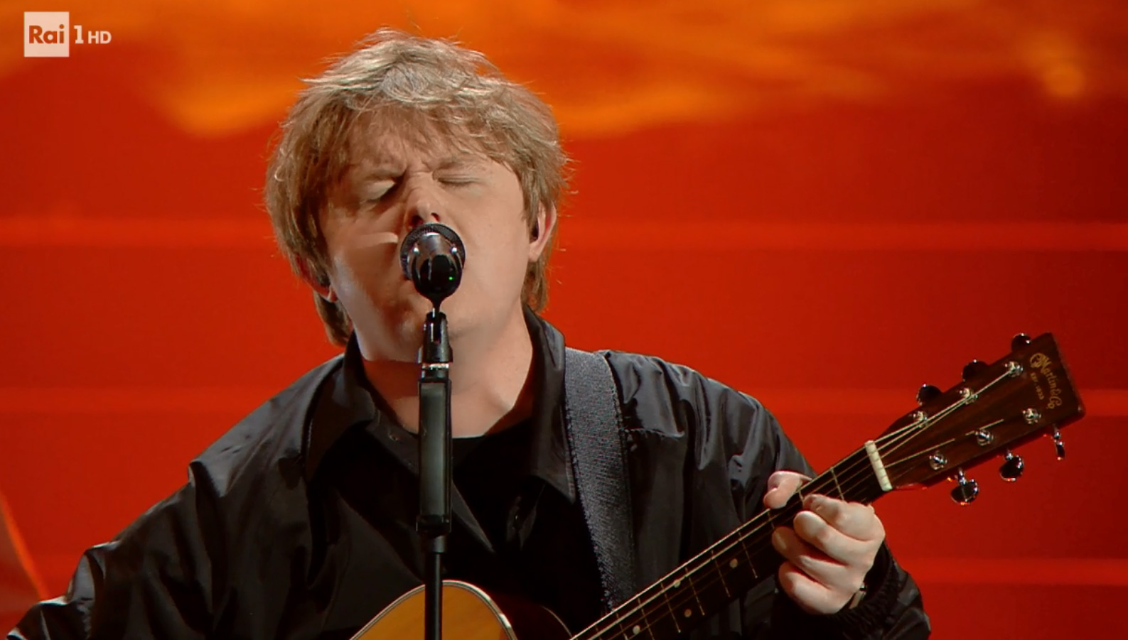 Lewis Capaldi canta 'Before You GO' a Sanremo 2020