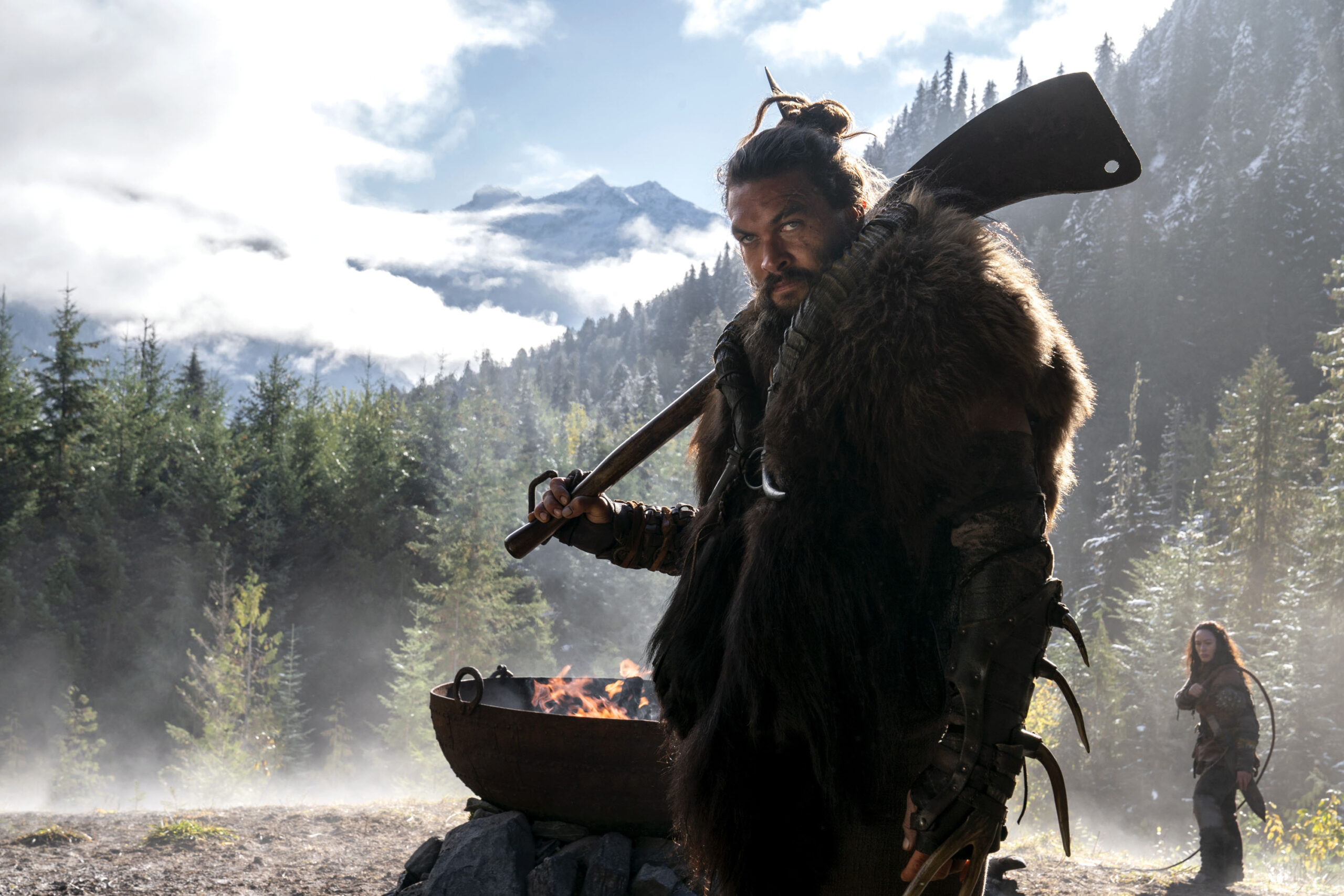 Jason Momoa in See 1x01 'Godflame' [tag: Jason Momoa] [credit: foto di Murray Close; courtesy of Apple TV Plus]