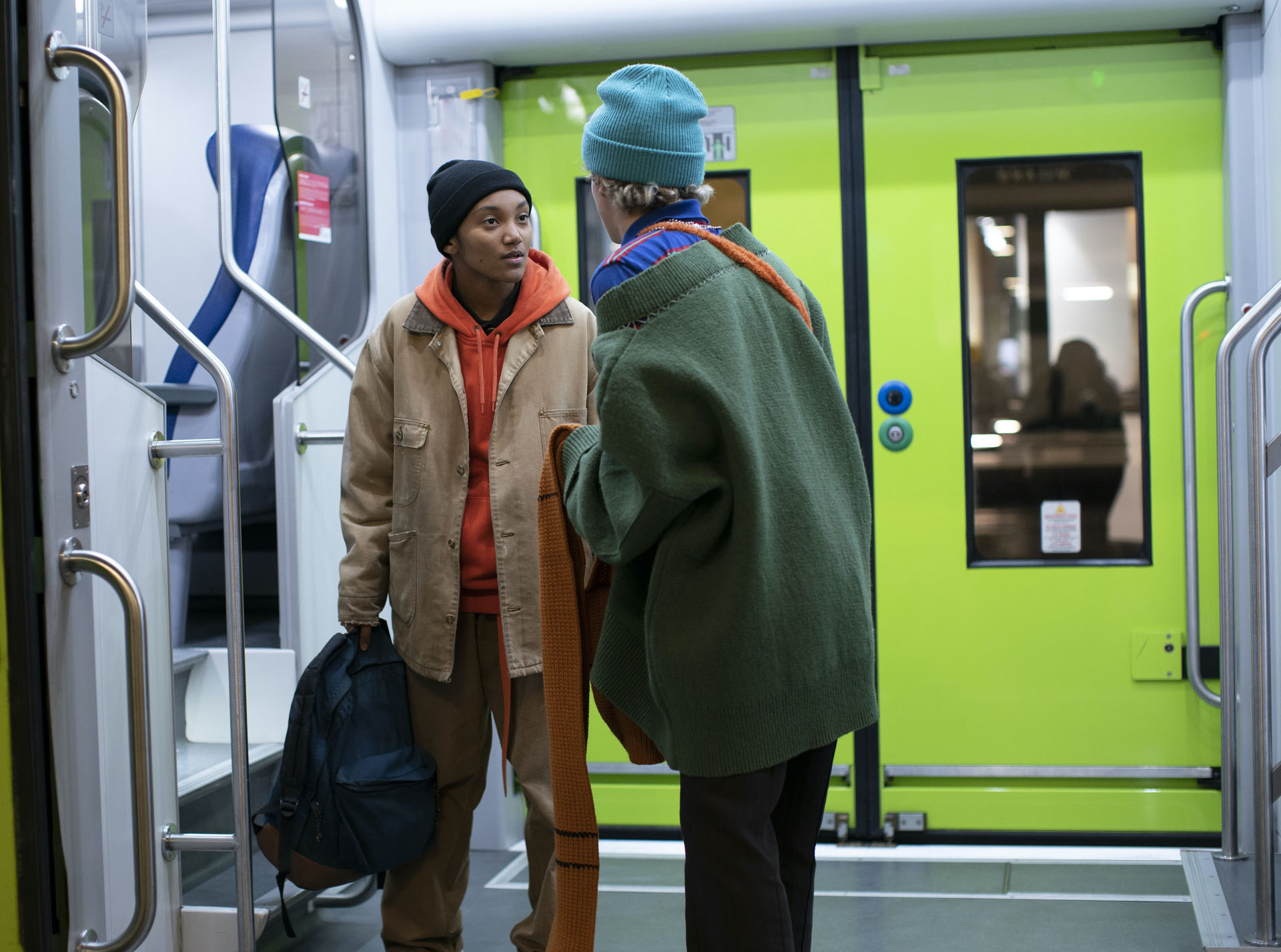 Jordan Kristine Seamón e Jack Dylan Grazer in We Are Who We Are 1x08 [tag: Jordan Kristine Seamón, Jack Dylan Grazer] [credit: foto di Yannis Drakoulidis/HBO; courtesy of Warner Media]