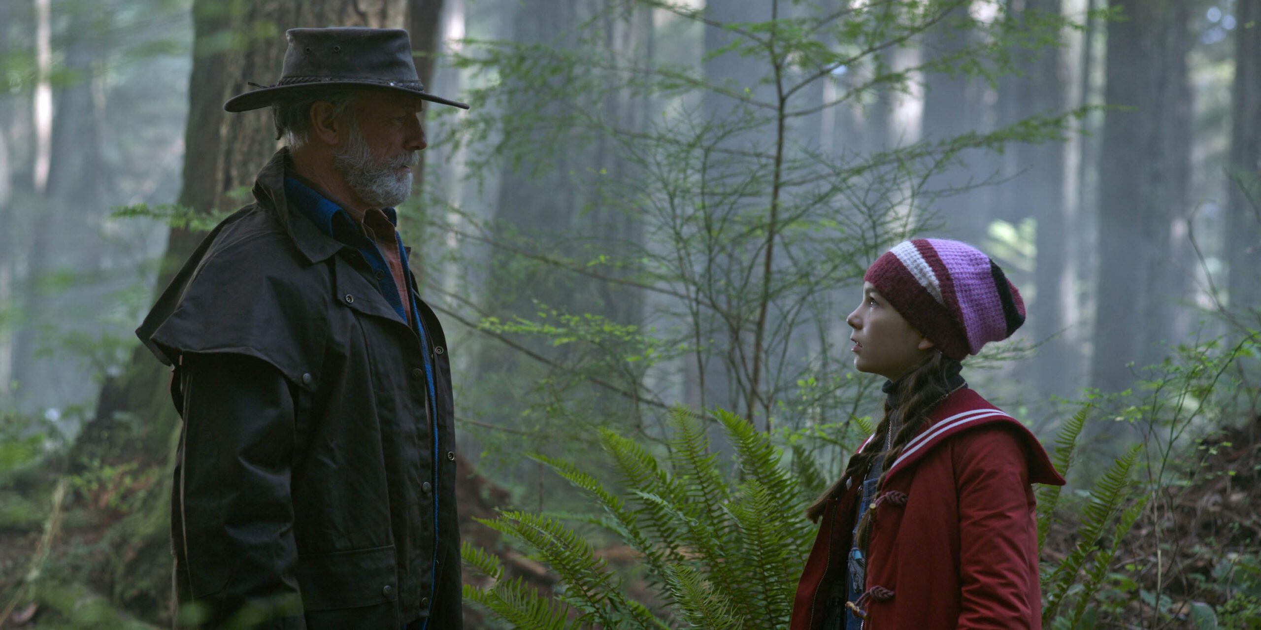 Louis Herthum e Brooklynn Prince in Home Before Dark 2x06 [tag: Louis Herthum, Brooklynn Prince] [credit: Copyright Apple. All rights reserved; courtesy of Apple]