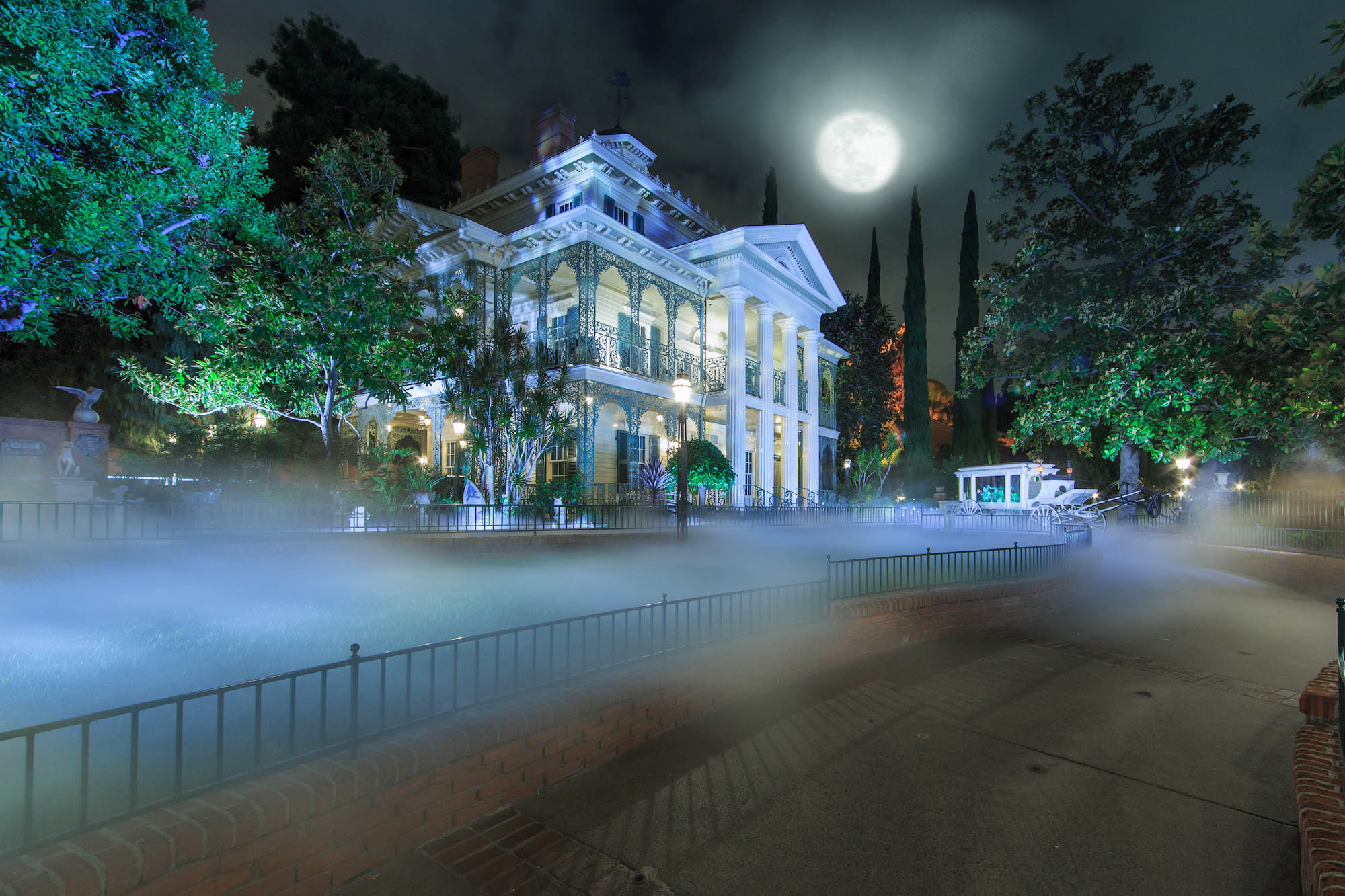 I segreti delle attrazioni Disney - 'Haunted Mansion' [credit: courtesy of Disney Italia]