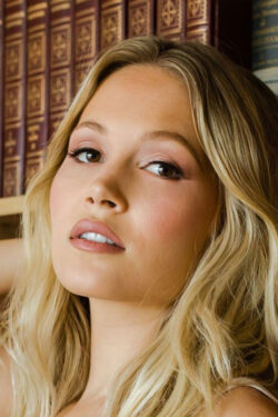 Locandina Kelli Berglund