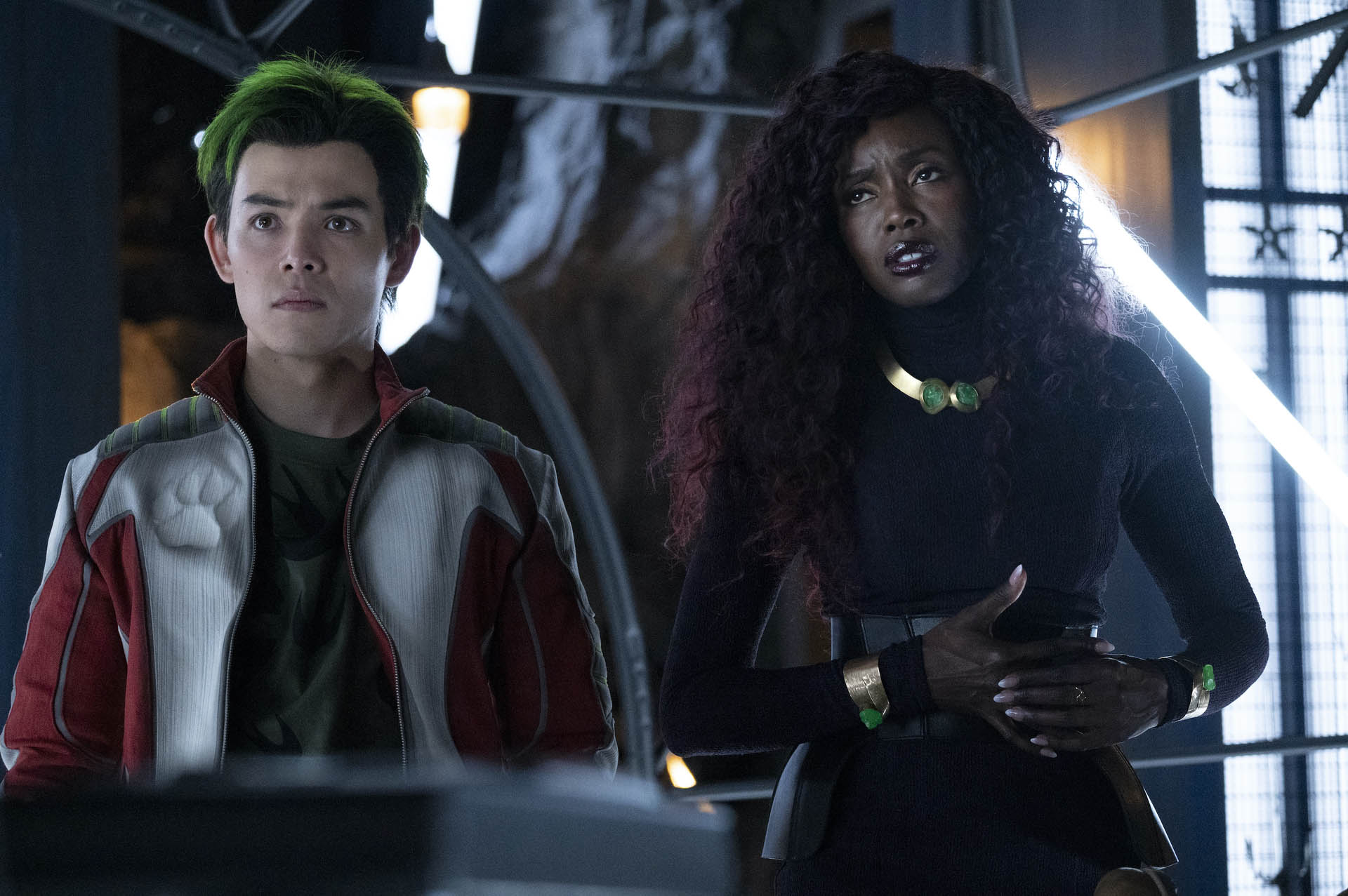 Ryan Potter, Anna Diop in Titans 3x03 [credit: Ben Mark Holzberg/HBO Max; courtesy of WarnerMedia]