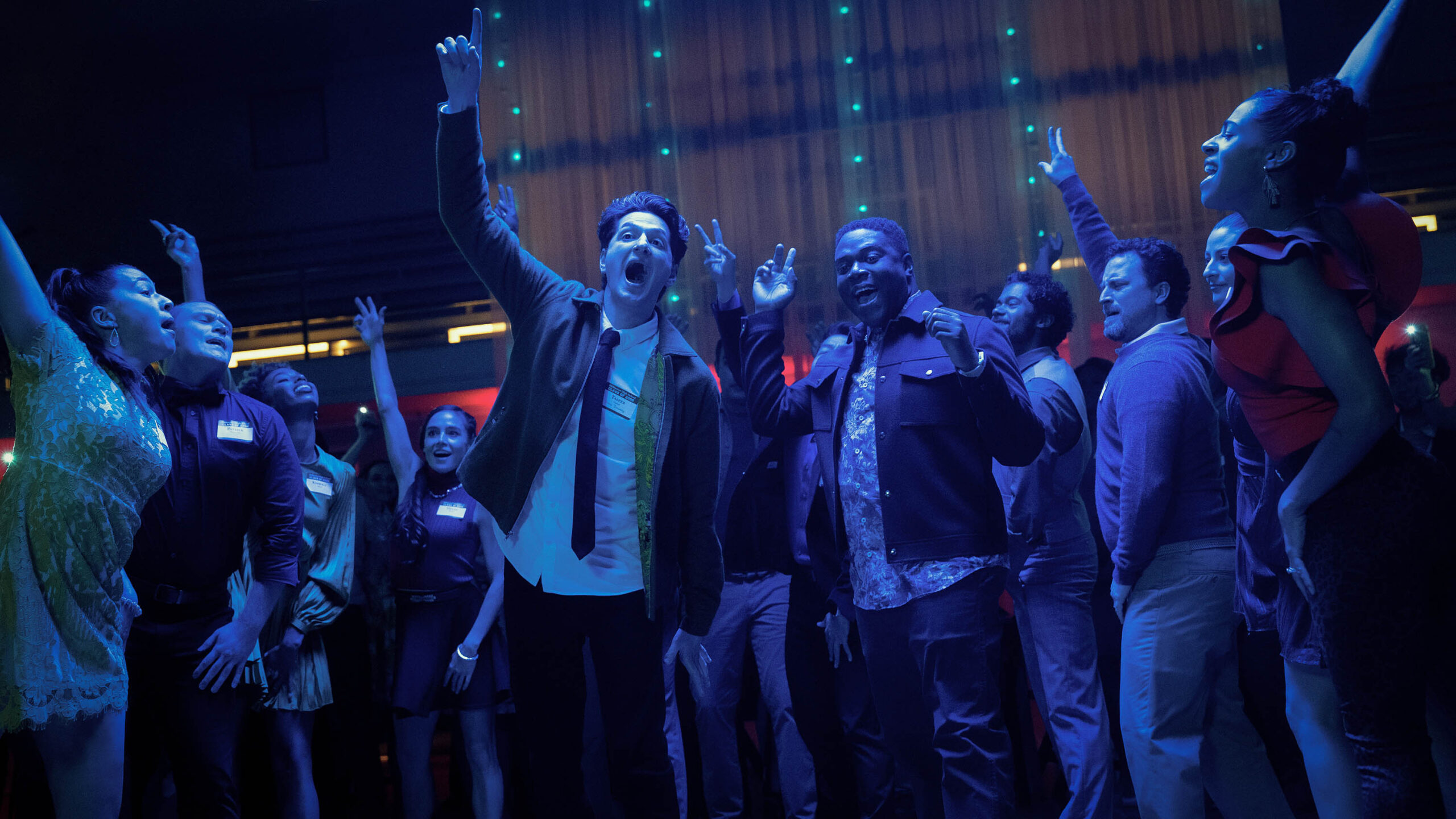 Ben Schwartz e Sam Richardson in 'The Afterparty' 1x03 [credit: Aaron Epstein; courtesy of Apple]