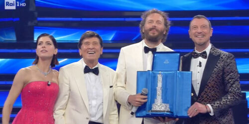 Sanremo 2022 - Quarta Serata (Cover) vinta da Gianni Morandi con Lorenzo Jovanotti