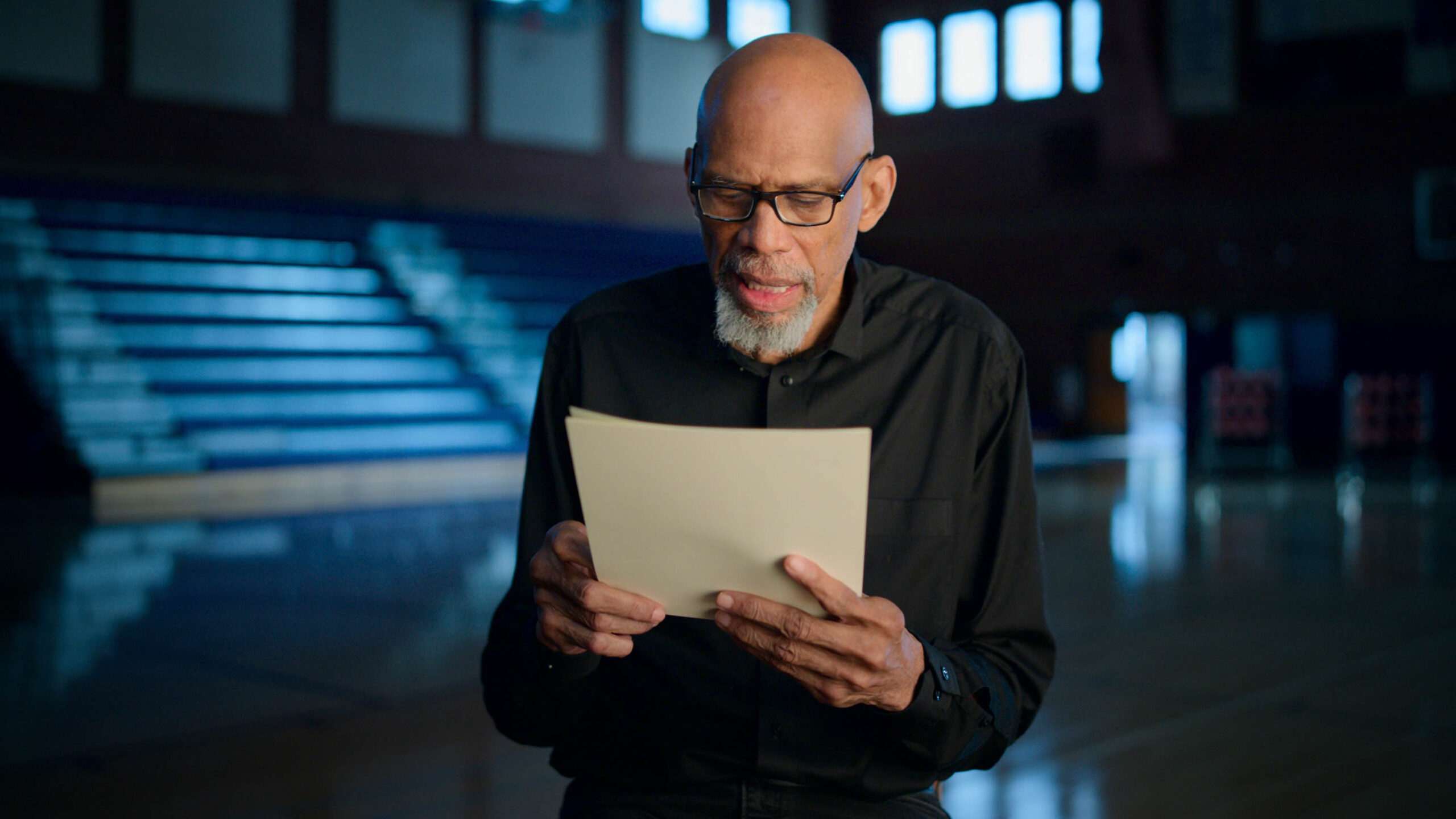 Kareem Abdul-Jabbar in Dear... 2x03 [credit: courtesy of Apple]