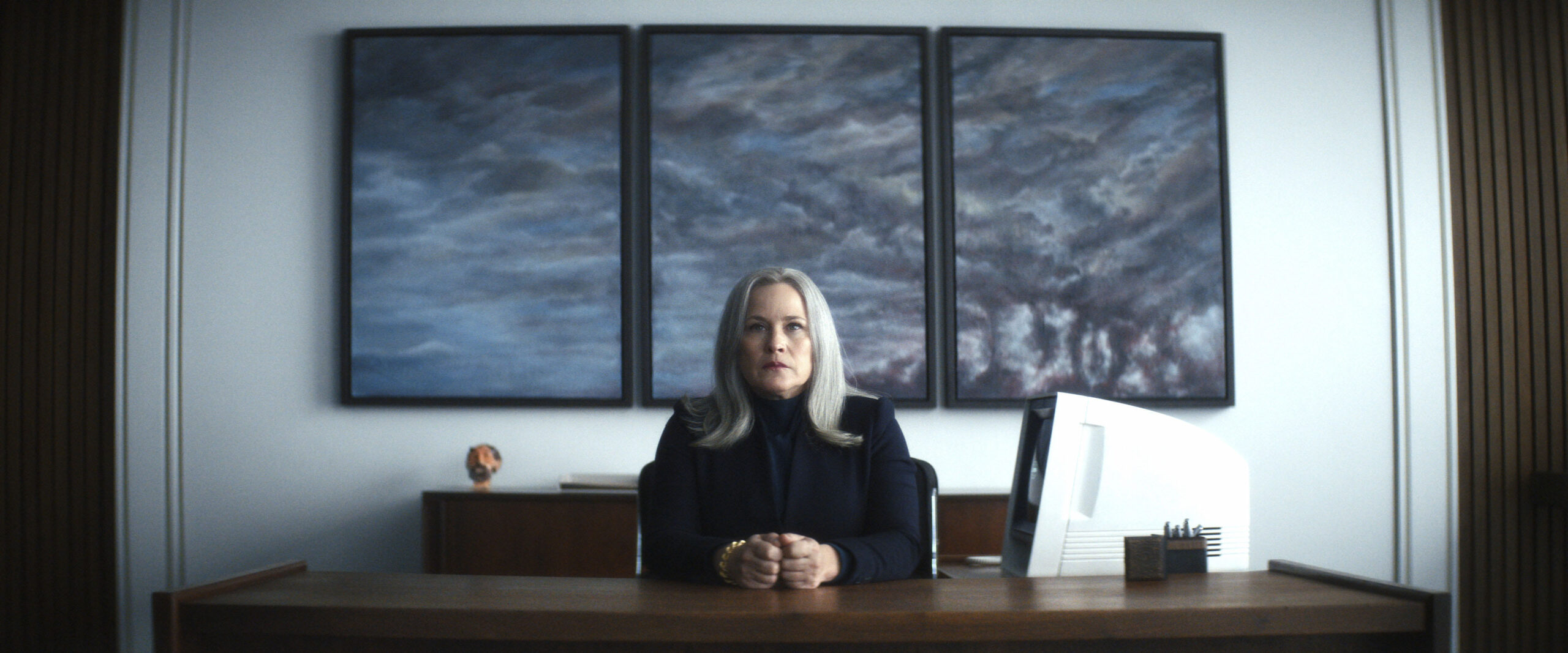 Patricia Arquette in Scissione 1x04 [credit: courtesy of Apple]