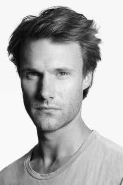 Locandina Hugh Skinner