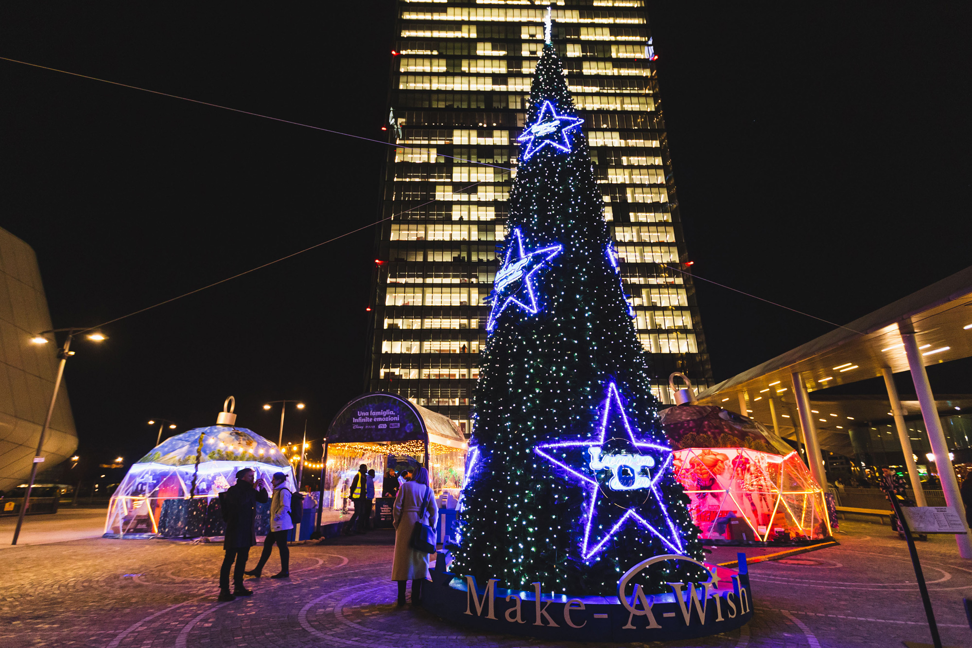 Albero dei Desideri - Disney [credit: Onstagestudio; courtesy of Disney]