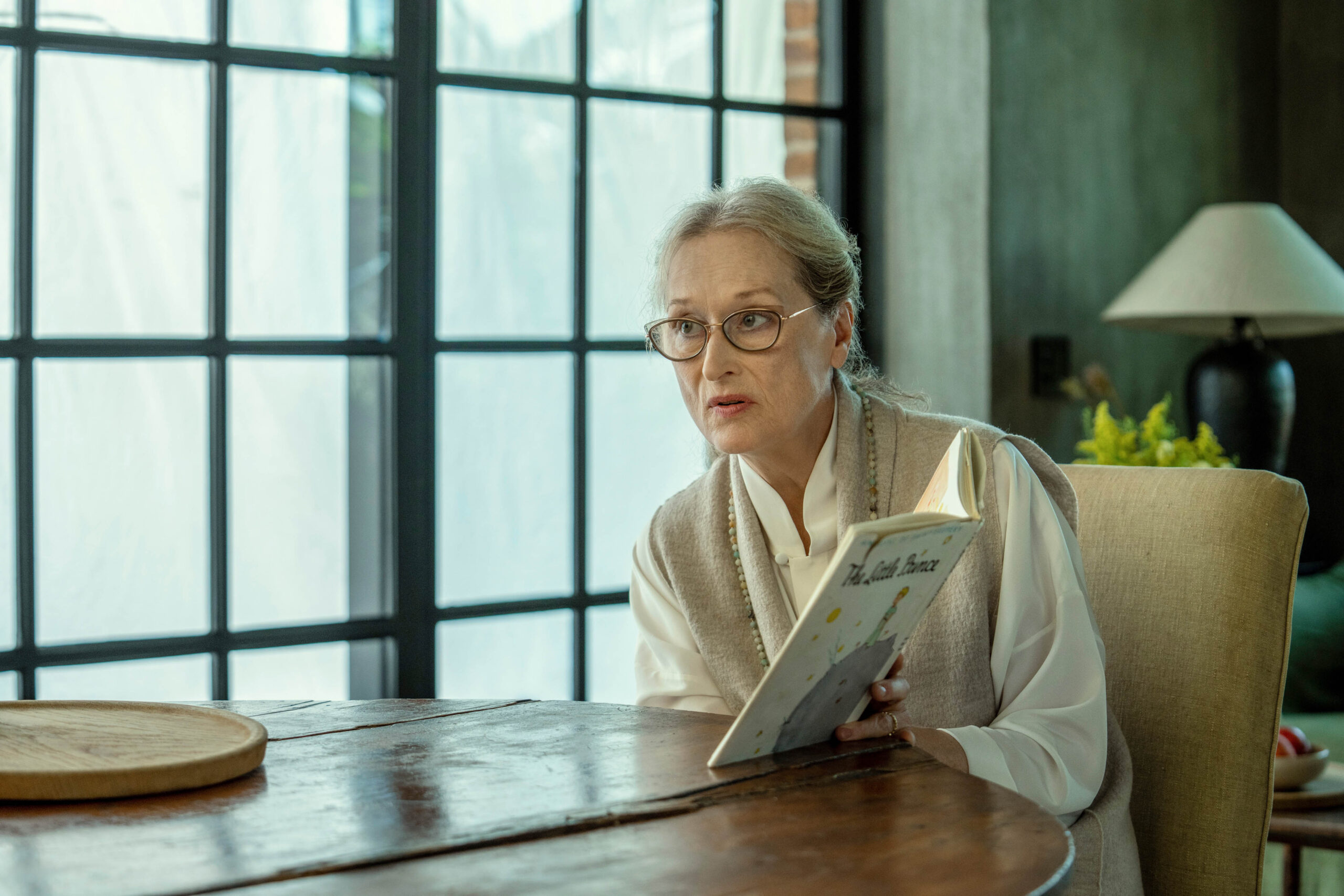 Meryl Streep in Extrapolations 1x01 [tag: Meryl Streep] [credit: Zach Dilgard; courtesy of Apple]