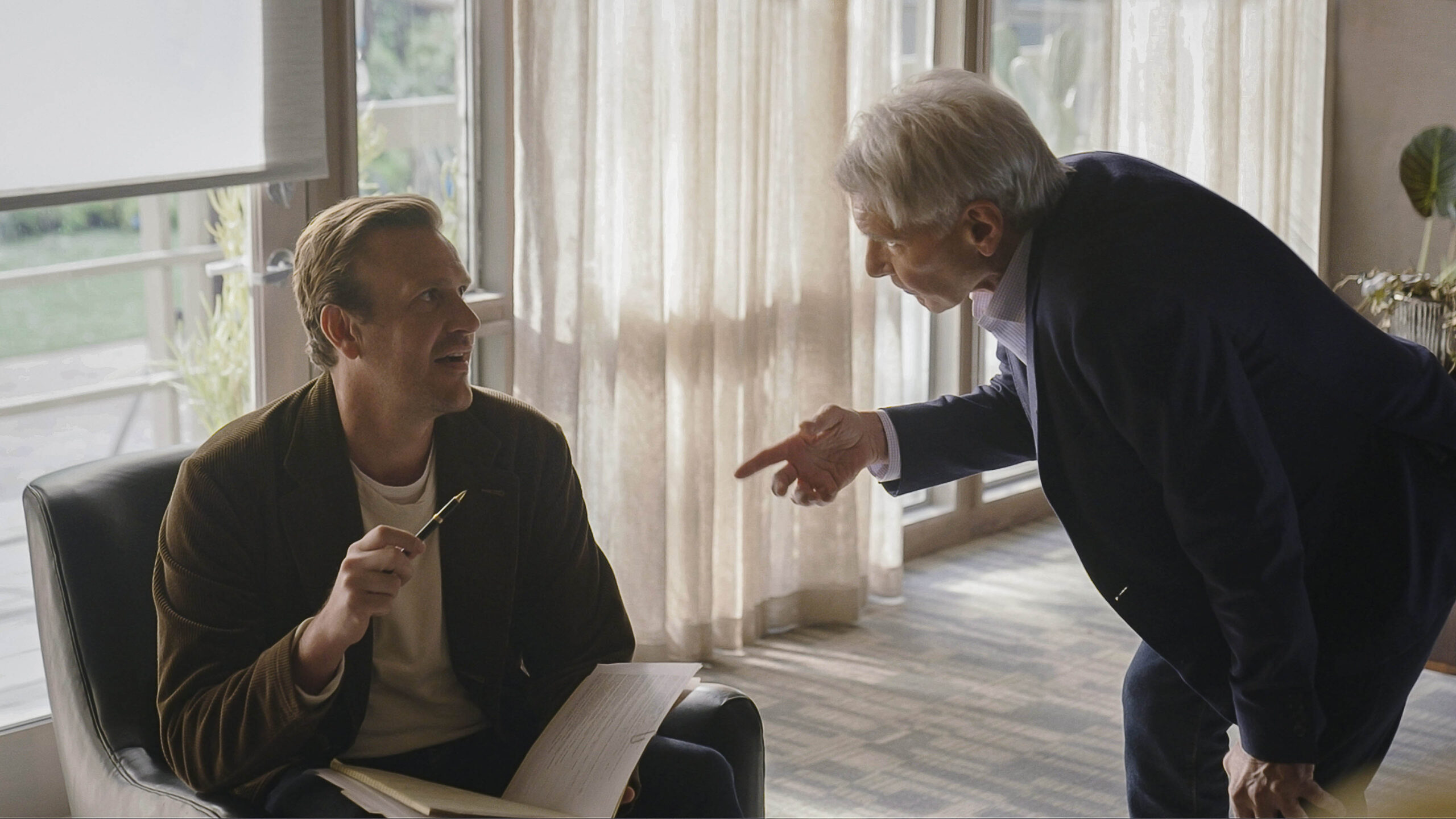 Jason Segel e Harrison Ford in Shrinking 1x04 [credit: courtesy of Apple]