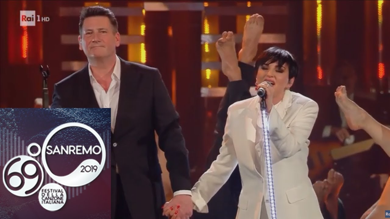 Sanremo 2019 - Arisa e Tony Hadley con i Kataklò cantano 'Mi sento bene'