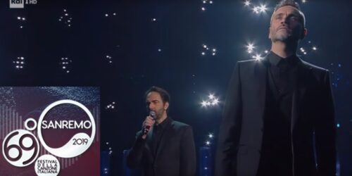 Sanremo 2019, Nek e Neri Marcoré cantano 'Mi farò trovare pronto'