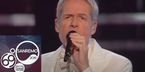 Sanremo 2019, Claudio Baglioni apre la serata finale con 'E adesso la pubblicità