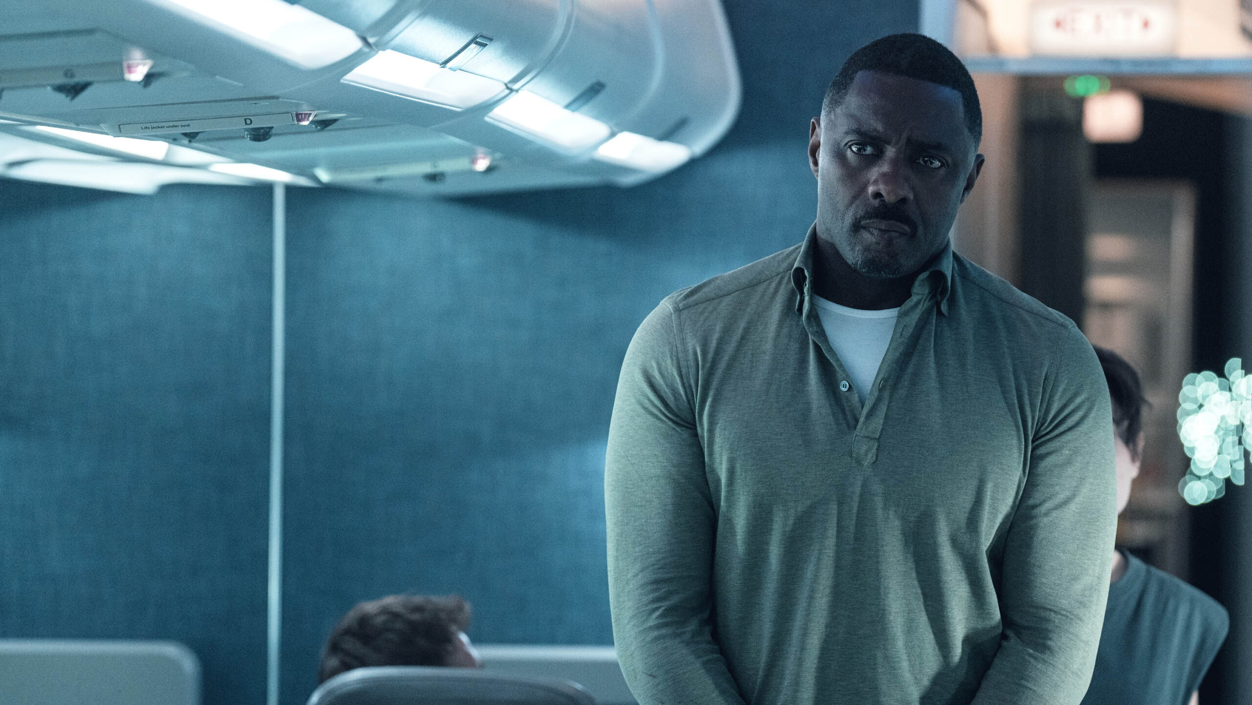 Idris Elba in Hijack 1x04 [tag: Idris Elba] [credit: Aidan Monaghan; courtesy of Apple]