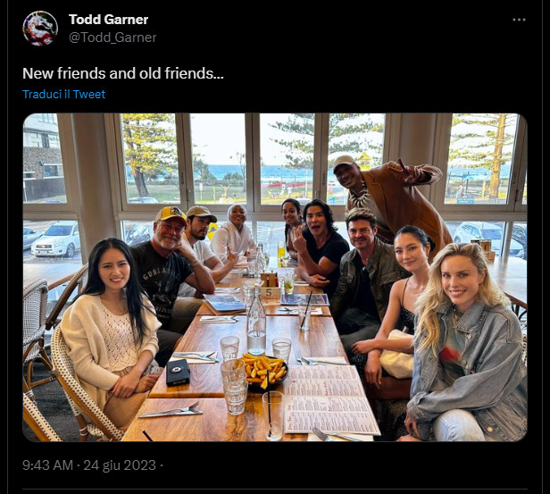 Il tweet di @Todd_Garner con il cast di Mortal Kombat 2