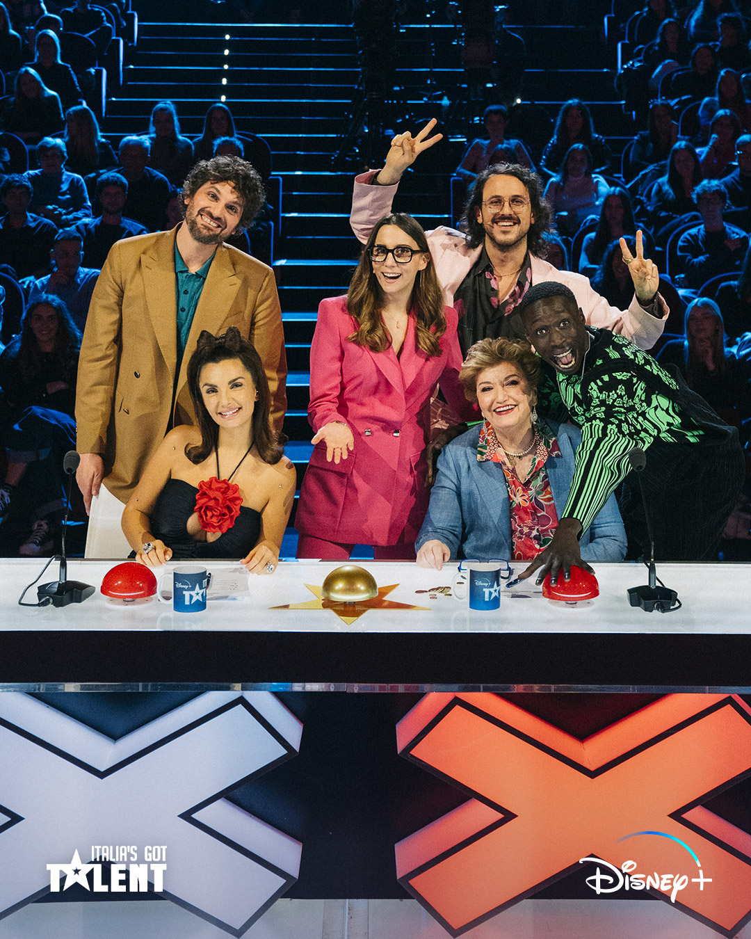 Italia's Got Talent 2023 - giudici (Mara Maionchi, Frank Matano, Elettra Lamborghini, Khaby Lame) e conduttori (Aurora e Fru dei The Jackal) [credit: courtesy of Disney]