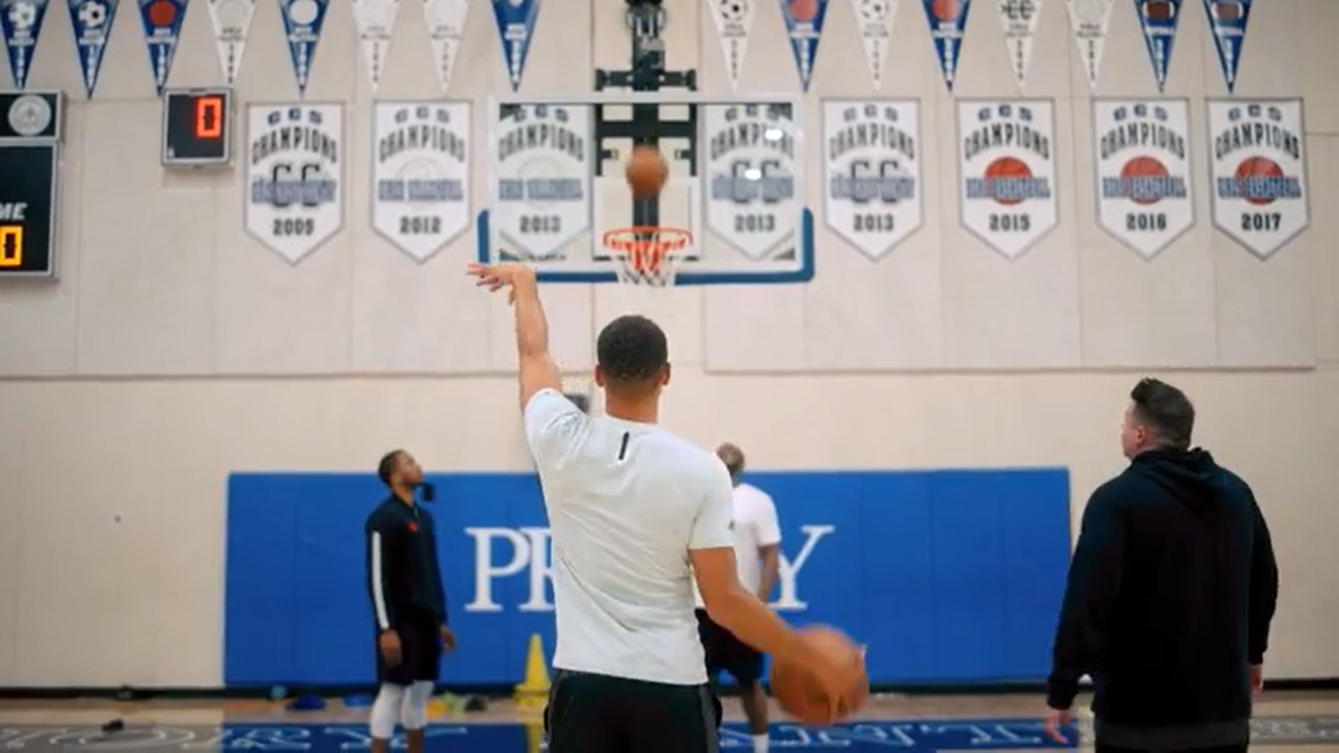 Stephen Curry Underrated, scena da seconda clip docufilm Apple Original