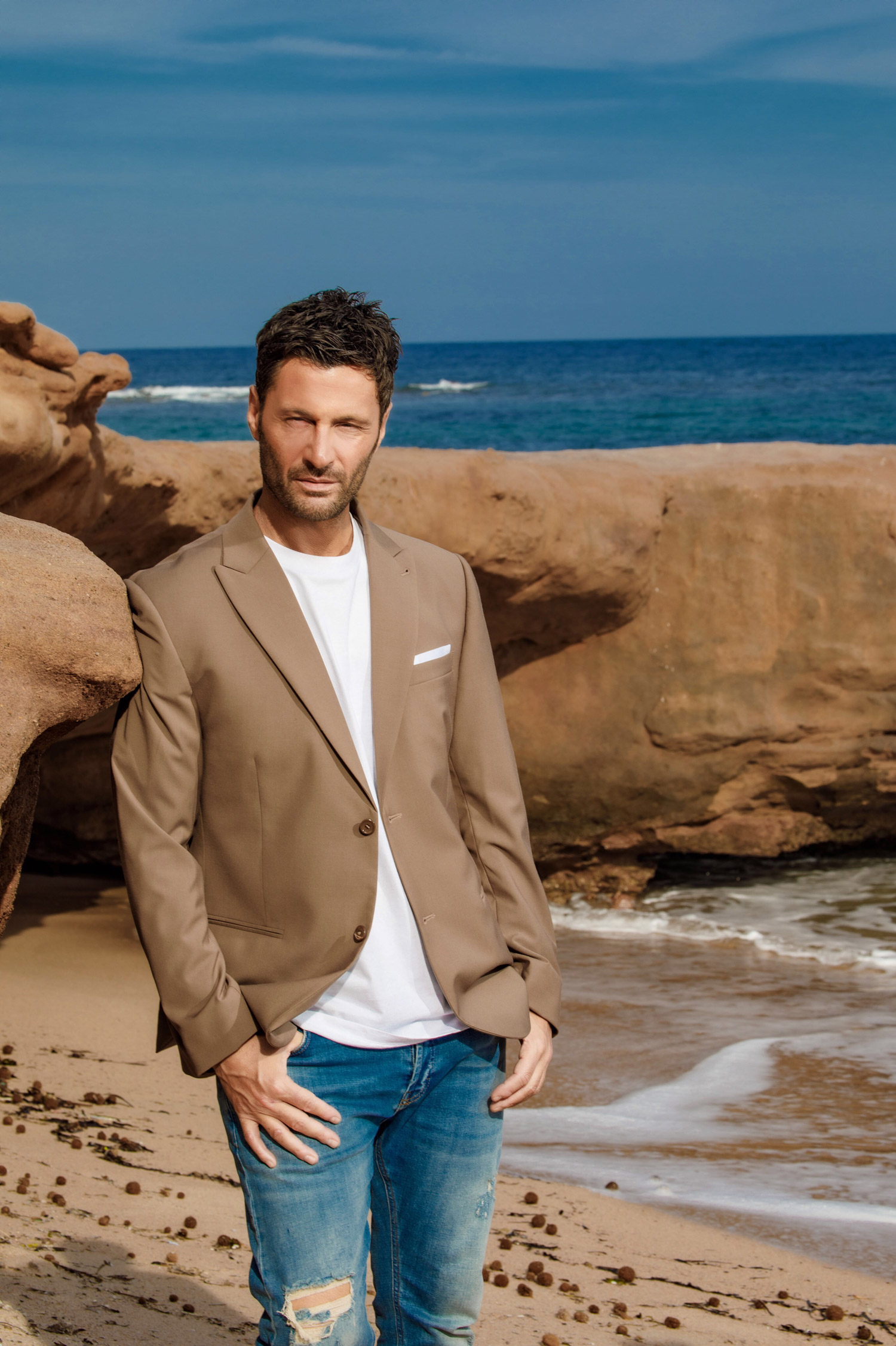 Temptation Island 11 - il conduttore Filippo Bisciglia [credit: courtesy of Mediaset]