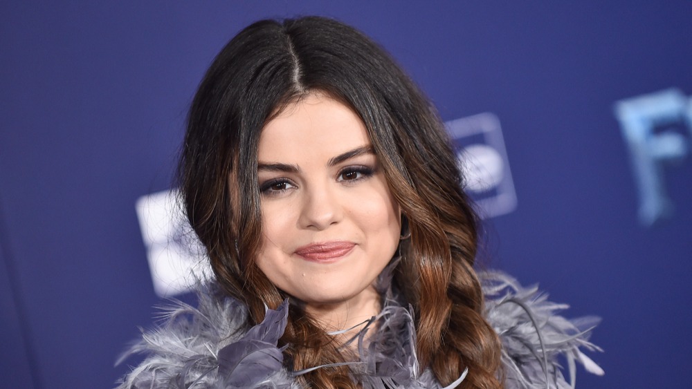 Selena Gomez alla premiere di 'Frozen II' il 7 novembre 2019 a Hollywood, CA [credit: DFree / Shutterstock.com]