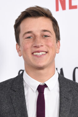 Locandina Skyler Gisondo