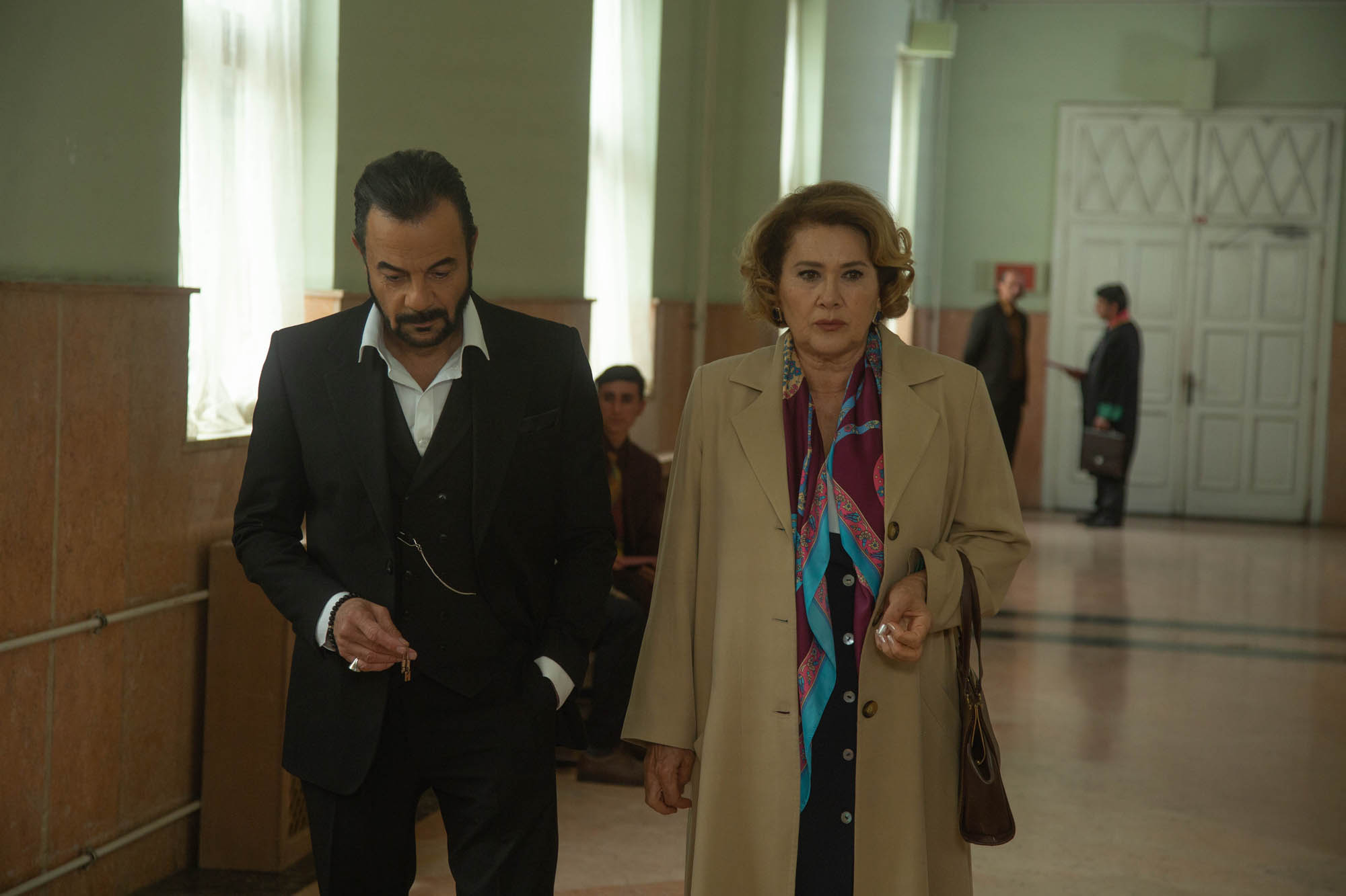 Kerem Alisik (Fekeli), Hülya Darcan (Lütfiye Duman) in Terra Amara 3 [credit: Toprak Ruzgar; courtesy of Mediaset]