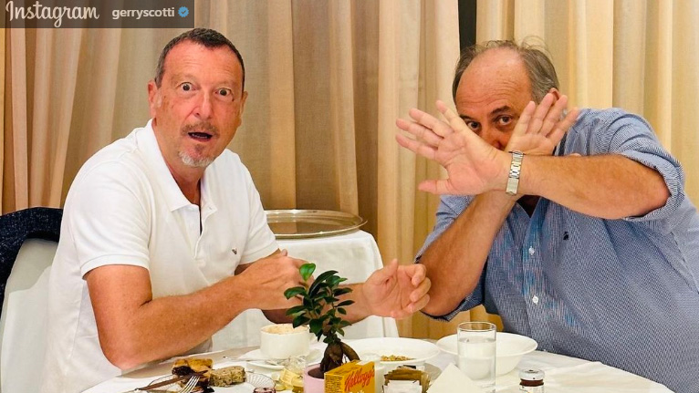 Amadeus e Gerry Scotti fanno colazione insieme [credit: Instagram: gerryscotti]