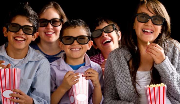 Spettatori con occhiali 3D