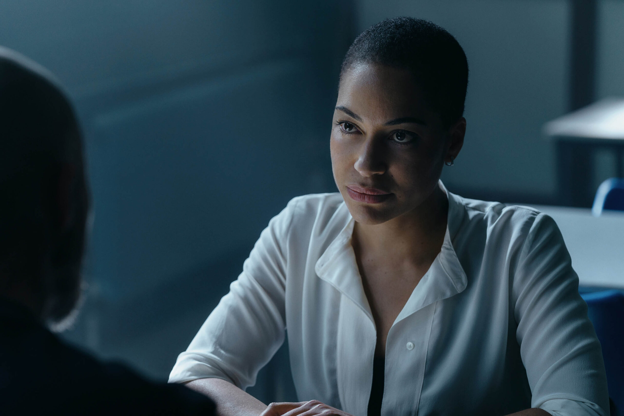 Cush Jumbo in Criminal Record 1x05 [credit: Ross Ferguson; courtesy of Apple]