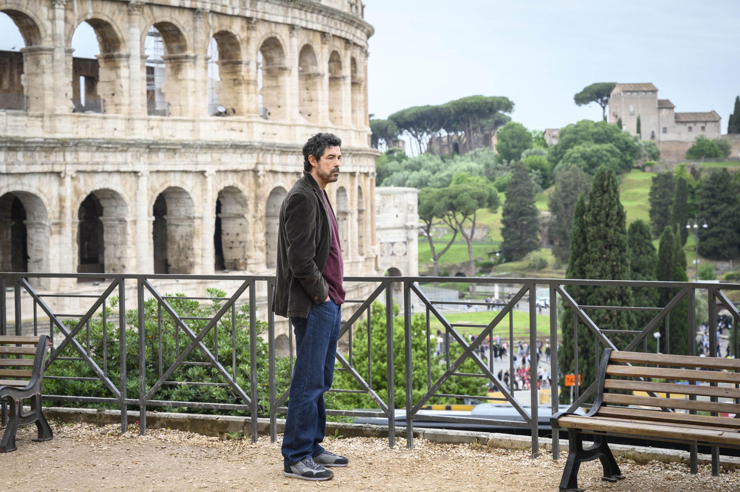 Alessandro Gassmann sul set di Un Professore 2x05 [credit: Anna Camerlingo/Banijai Studios]