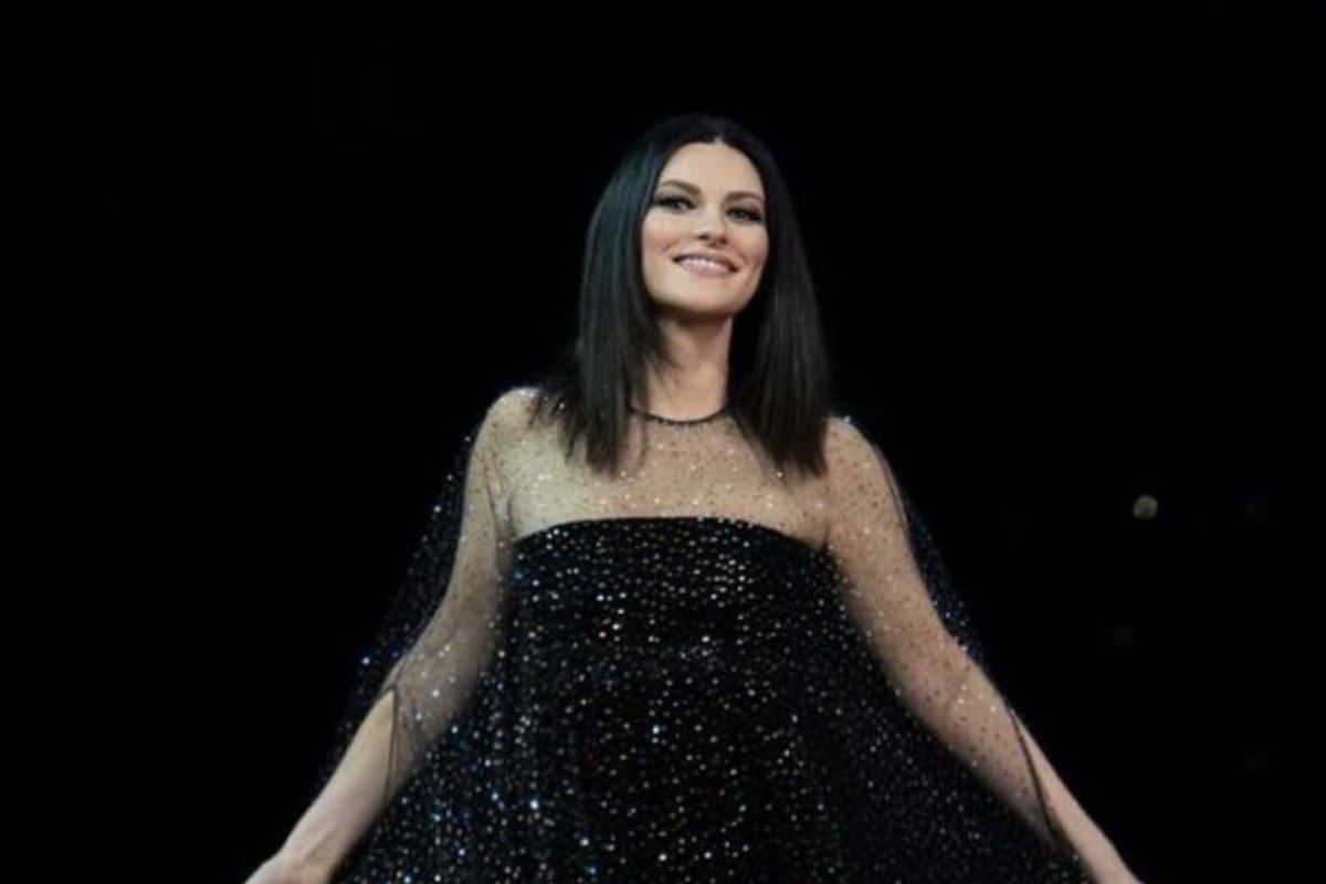 Laura Pausini non trattiene l'emozione e commuove i fan: "E' stata memorabile..."