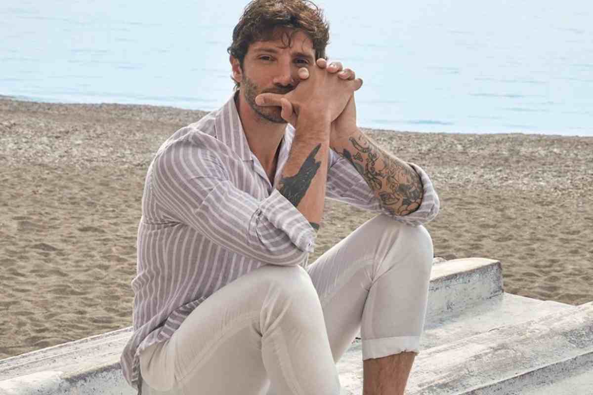 Stefano De Martino, matrimonio a sorpresa: l'ex di Belen si sposa. Fan spiazzati